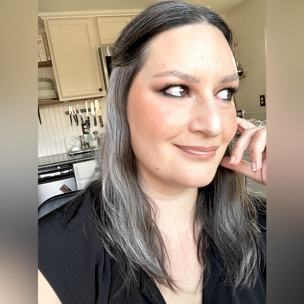 Meet your Posher, Janelle